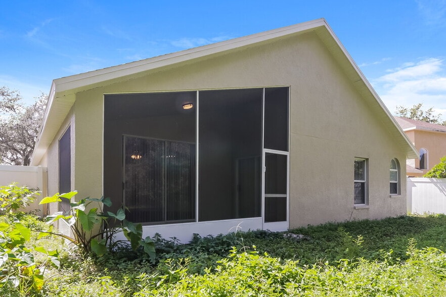 Building Photo - 29429 Birds Eye Dr