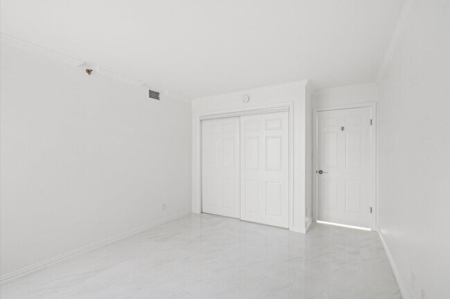 Building Photo - 3525 Sage Rd