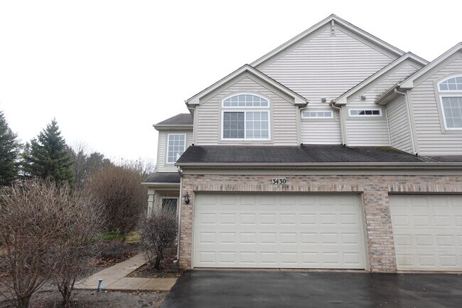 Building Photo - 3430 Blue Ridge Dr