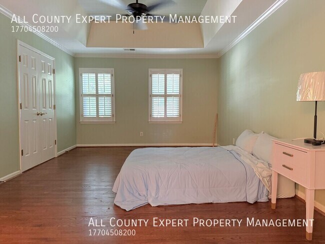 Building Photo - 11820 Highland Colony Dr