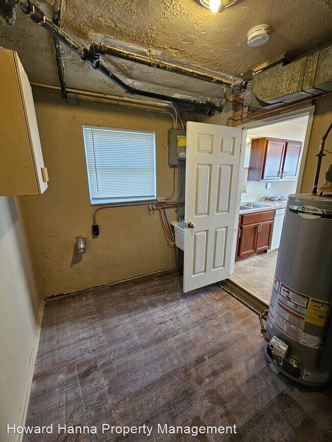 Building Photo - 4 br, 1 bath House - 21271 Priday St