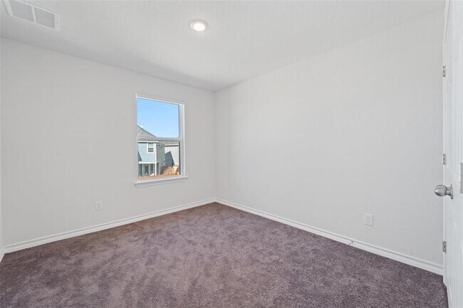 Building Photo - 4908 Plum Peach Bend