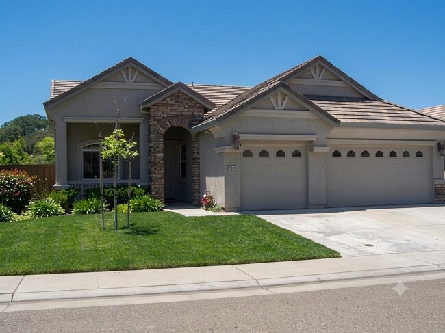 Building Photo - 1004 Hildebrand Cir