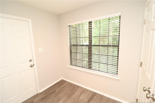 Building Photo - 4901 Coral Ridge Ct