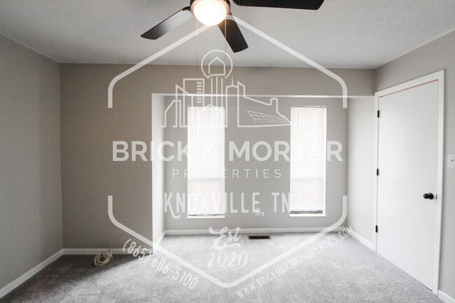 Building Photo - 2105 Belle Terra Rd