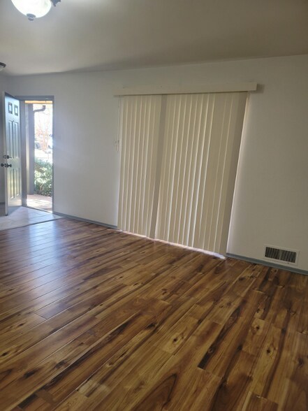 Building Photo - 7945 Habersham Ln