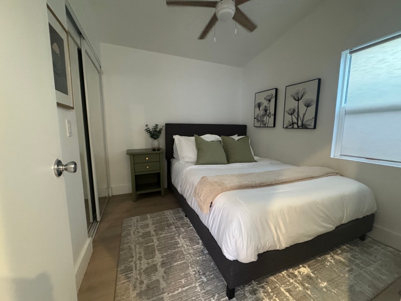 Building Photo - 2501 Sumac Dr