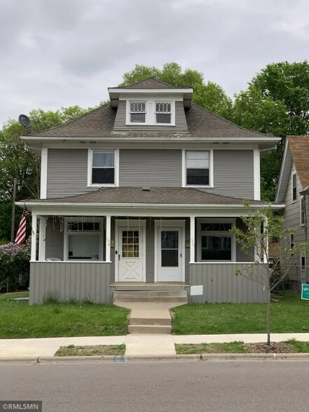 Primary Photo - 746 Smith Ave S
