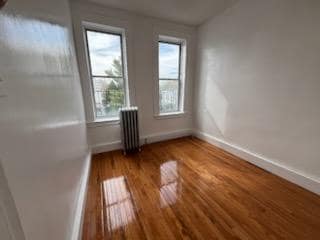 Building Photo - 9116 3rd Ave