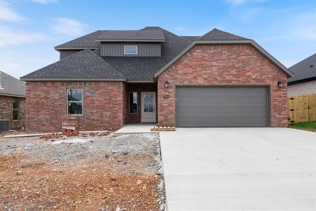 Building Photo - 7005 SW High Meadow Blvd