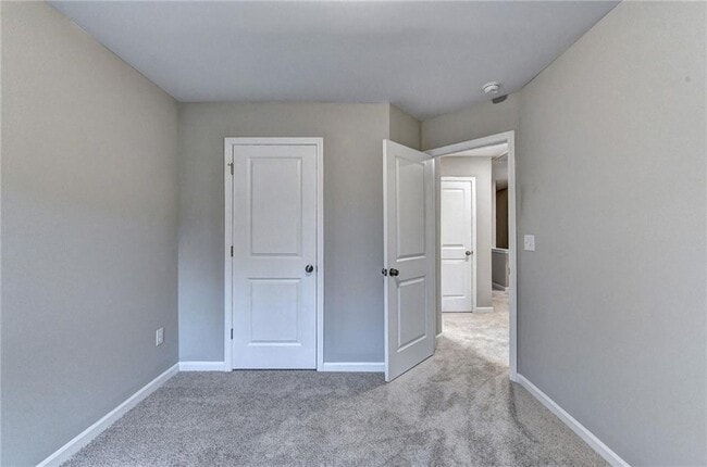 Building Photo - 2776 Laurel Ridge Cir