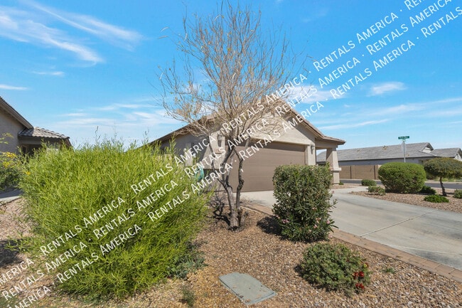 Building Photo - 1744 E Desert Breeze Pl