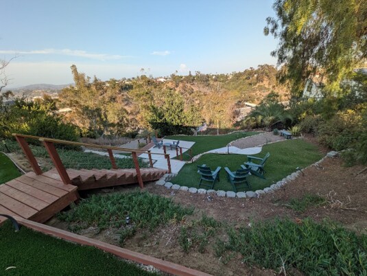 Building Photo - 5005 Vista Pl