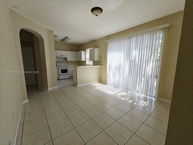 Building Photo - 27563 SW 137th Ct