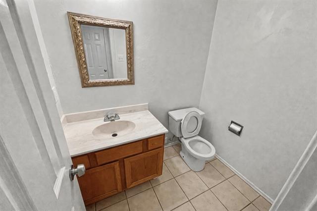 Building Photo - 611 Mariposa Dr