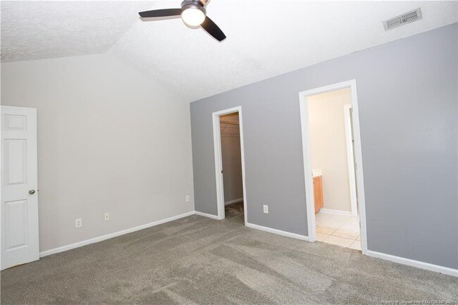 Building Photo - 196 Lochwood Dr