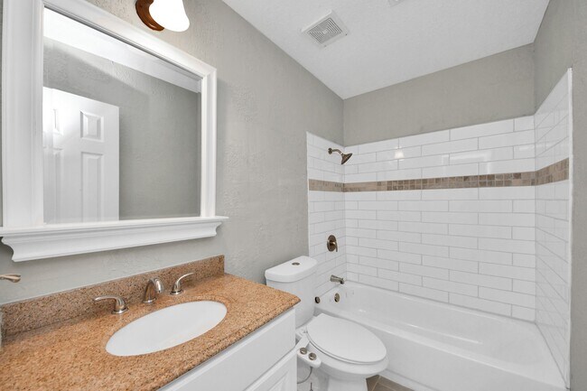 Building Photo - 22303 Acorn Chase Dr