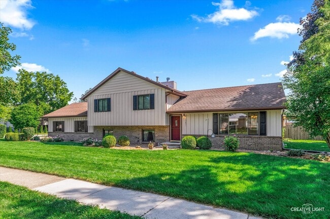 Primary Photo - 13831 S Mallard Dr