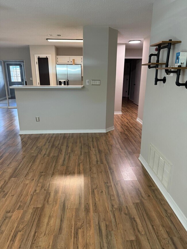 Building Photo - 38 Ruby Cir