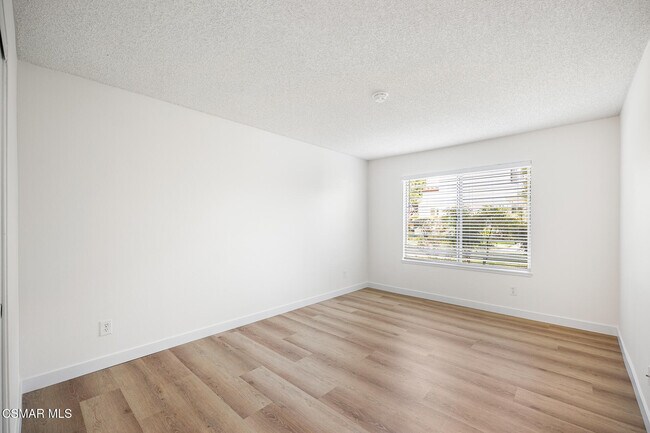 Building Photo - 1748 Sinaloa Rd