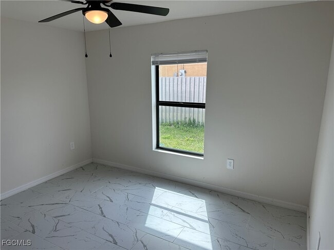 Building Photo - 1007 NW 8th Terrace