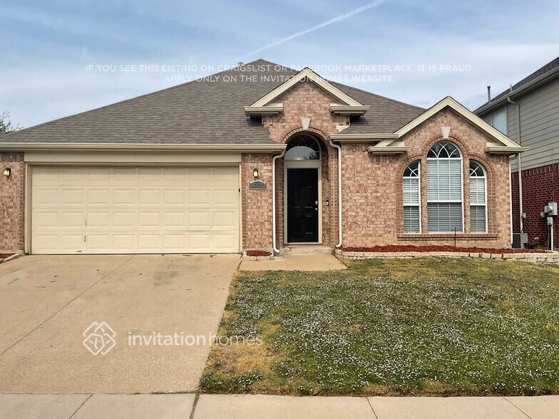 Primary Photo - 4737 Park Downs Dr