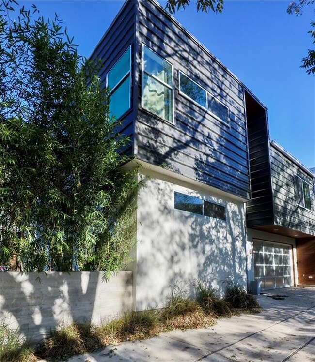 Building Photo - 2312 Enfield Rd