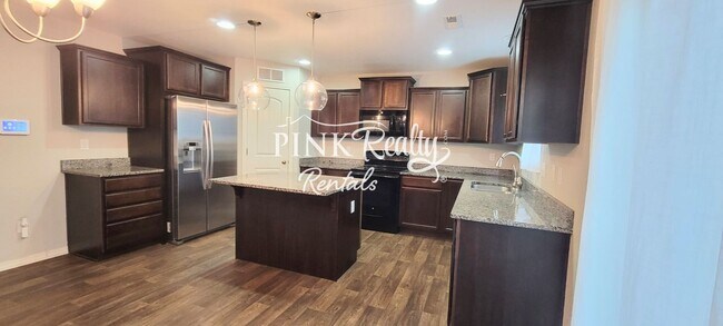 Building Photo - 9527 Desert Lily Cir