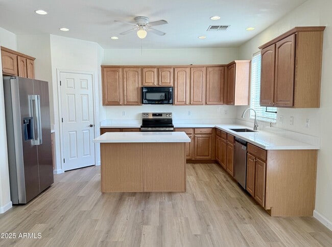 Primary Photo - 9021 W Villa Maria Dr