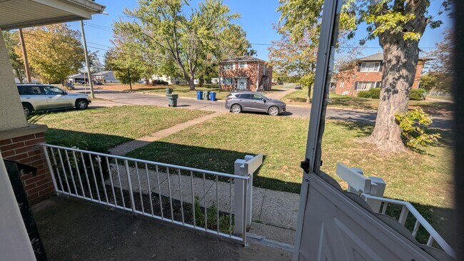 Building Photo - 3713 Arnelle Rd