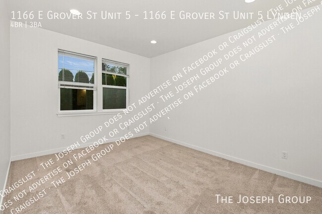 Building Photo - 1166 E Grover St