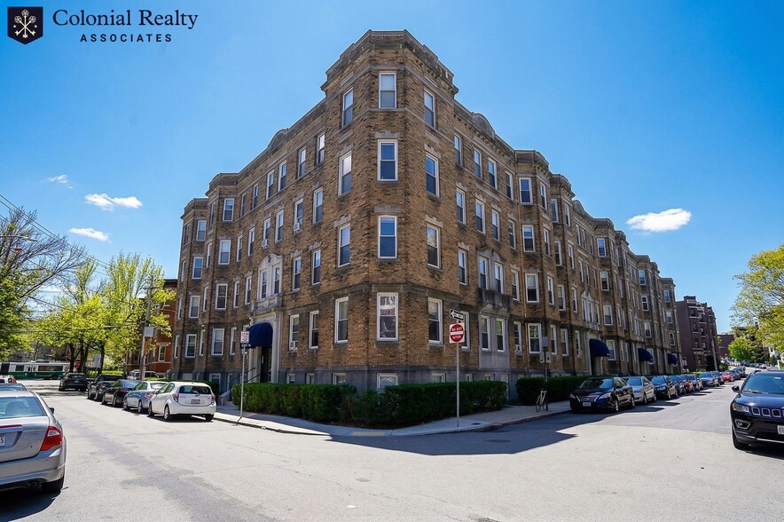 Building Photo - 42 Strathmore Rd