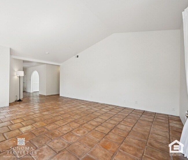 Building Photo - Southwestern Charm Meets Modern Comfort — 2BR/2BA Condo with Access to Shared Pool!
