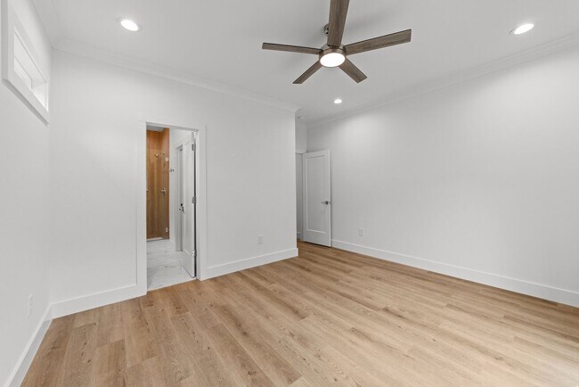 Building Photo - 6509 Lincolnville Rd