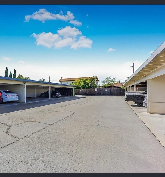 Building Photo - 407 Craven Ct