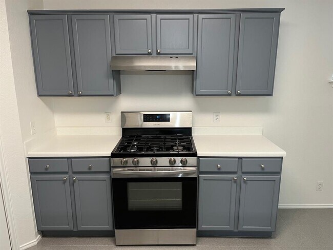 Building Photo - 9628 Dalewood Dr