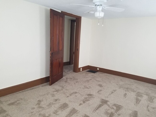 Building Photo - House for Rent in Quincy