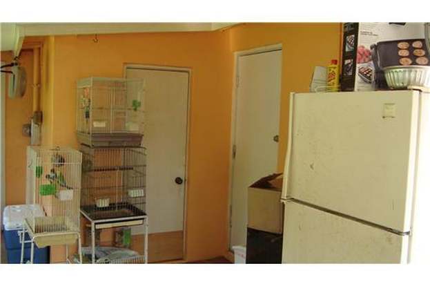 Building Photo - 355 Jeffery St