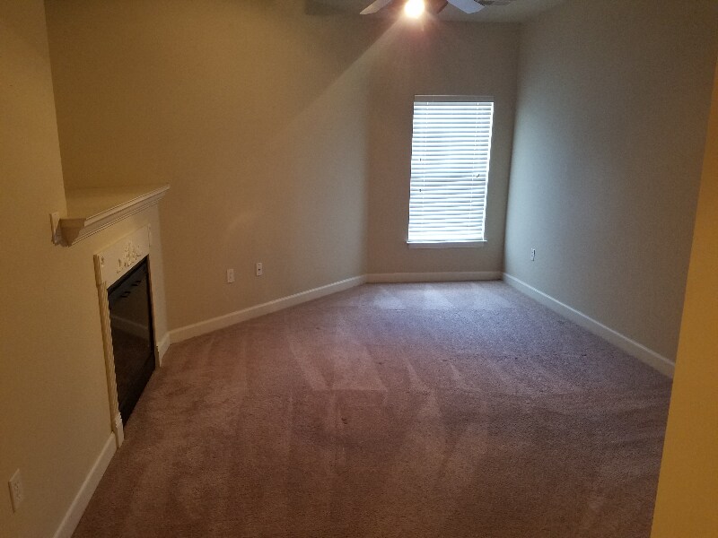 Building Photo - 2756 Mcknight Crossing Ct