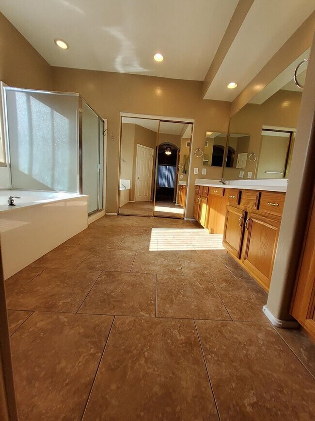 Building Photo - 17421 W Papago St