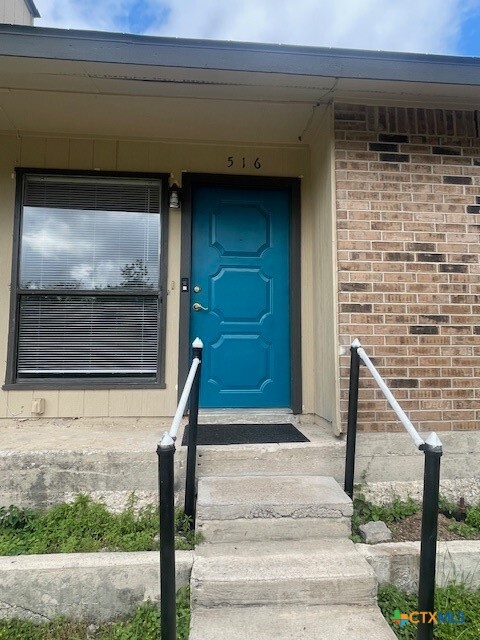Primary Photo - 516 Kellys Way
