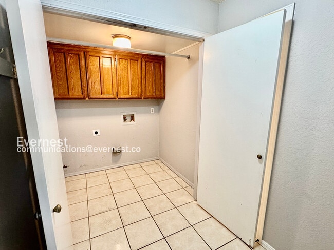 Building Photo - 7021 S 78th E Ave
