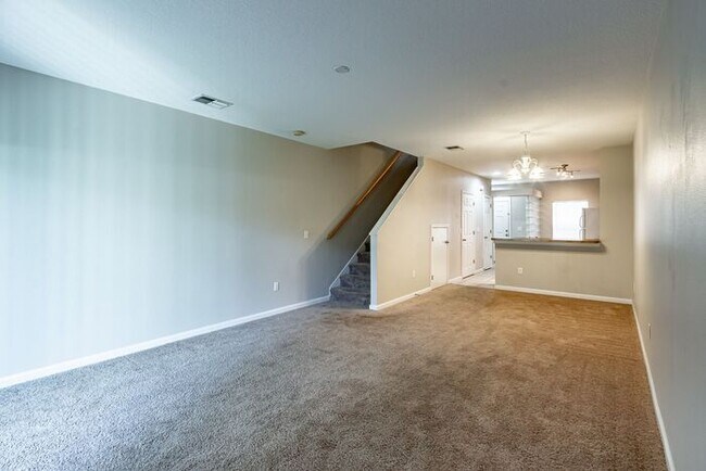 Building Photo - NOW AVAILABLE!!! Beautiful Large Town-home!