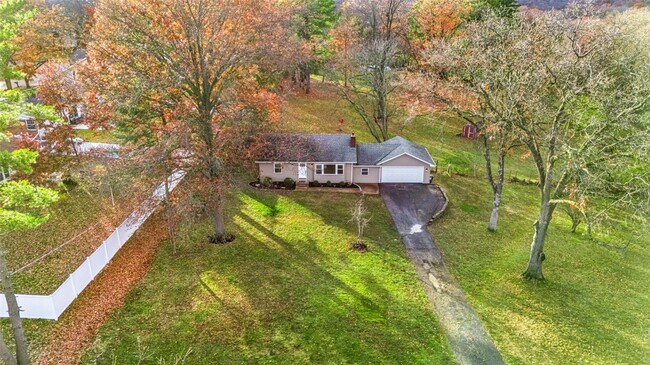 Building Photo - 84 Strecker Rd