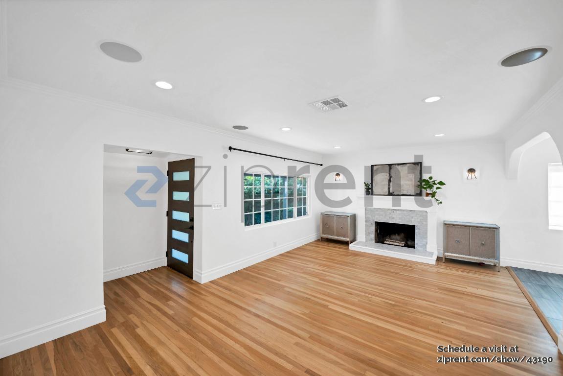 Building Photo - 15243 Morrison St