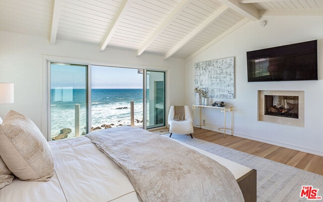 Building Photo - 24314 Malibu Rd