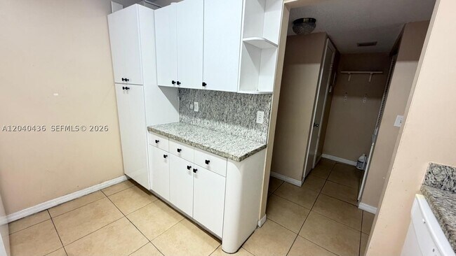 Building Photo - 8540 SW 149th Ave