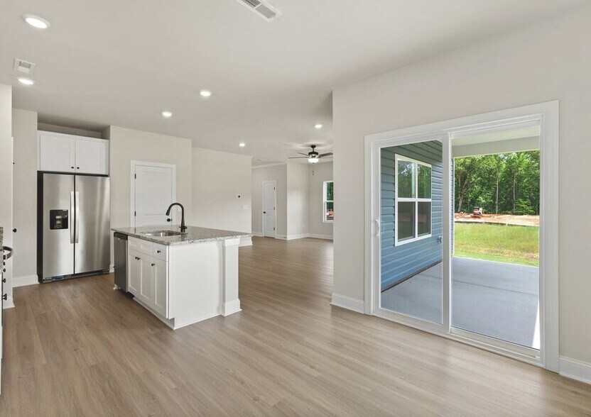 Building Photo - 3634 Narrow Ln