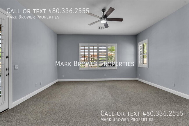 Building Photo - 3732 S Halsted Dr