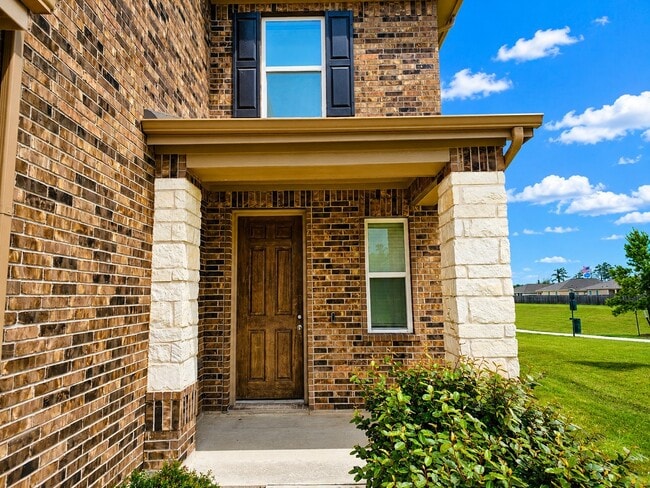 Building Photo - 6223 Morning Fern Ln